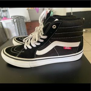 Vans off the wall Sk8-hi mens 8- black and white